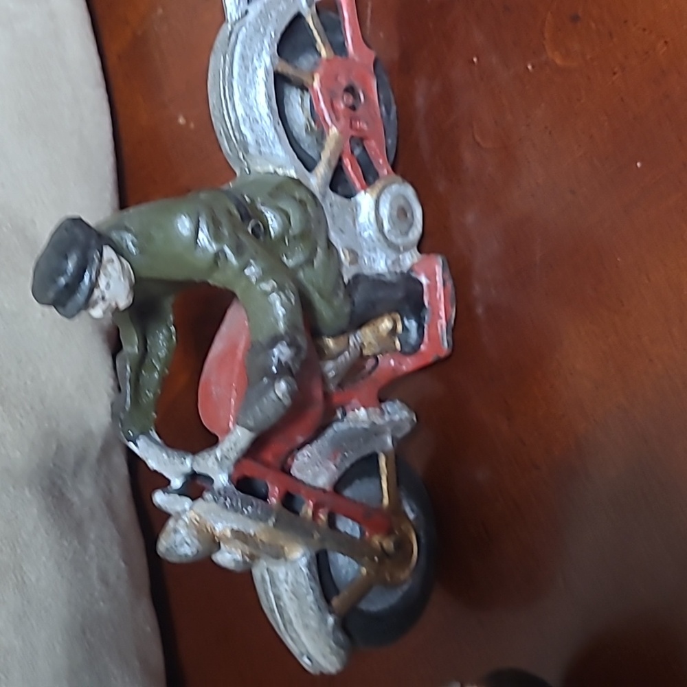 Vintage Cast Iron Patrol Men Set Motorcycle Figurines - Picture 3 of 8